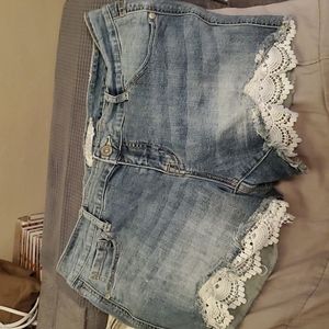 Torrid short shorts with lace front accent